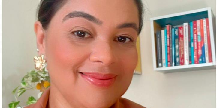 “Muitas vezes, nossos projetos ficam guardados por medo ou procrastinação, e precisamos de um impulso para tirá-los do papel e transformar nossa vida" comenta Clarisse Amaral 