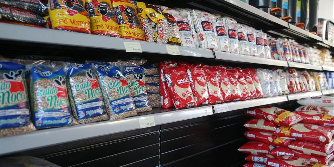 Márcia Amorim nota queda nos preços do supermercado em abril (Agência Brasil)